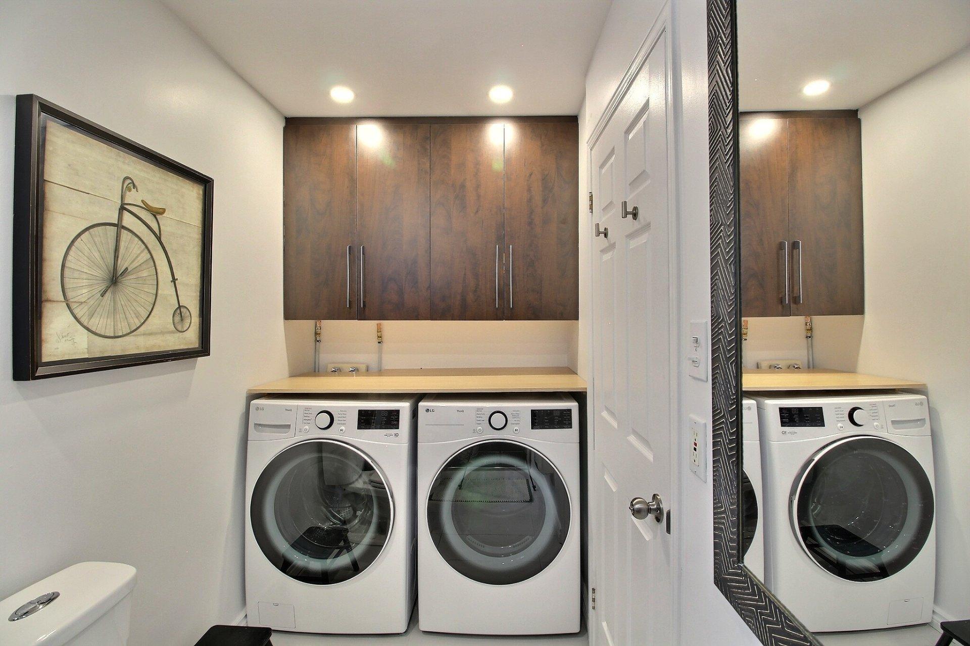 









116


Av. des Guides

,
Magog,




QC
J1X5V3

