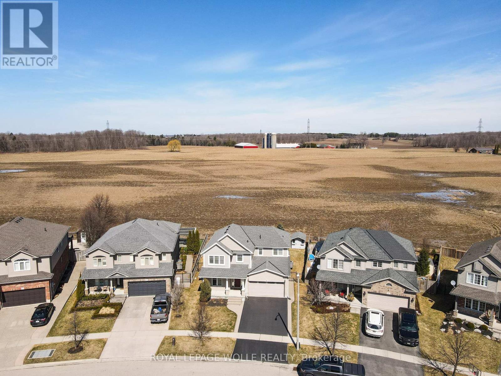 












65 GOLDSCHMIDT CRESCENT

,
Wilmot,




Ontario
N3A0A5

