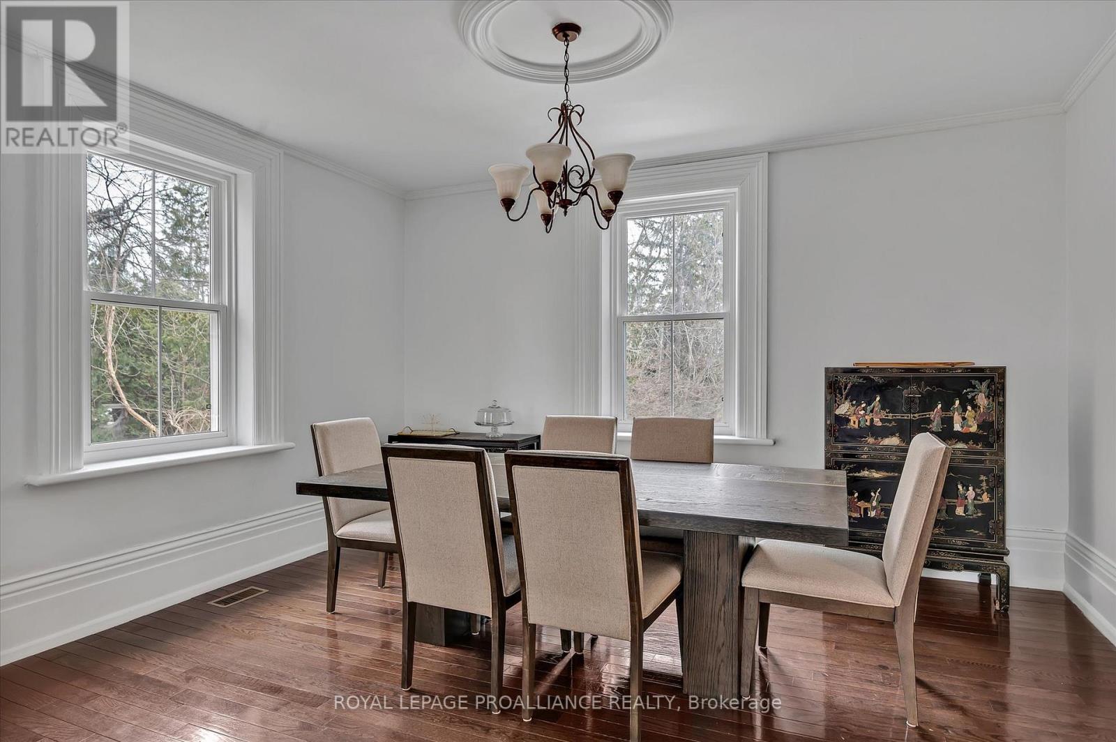 












24 KATHERINE STREET

,
Selwyn,




Ontario
K0L2H0

