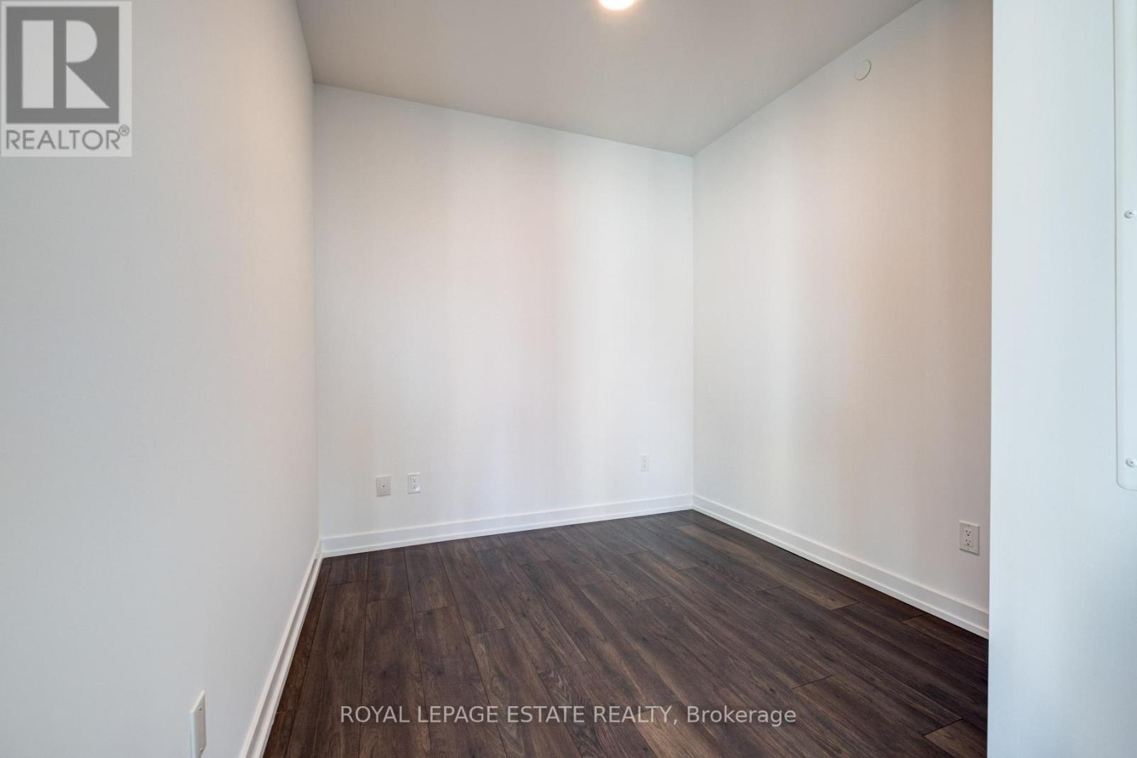 












610 - 150 LOGAN AVENUE

,
Toronto,




Ontario
M4M0E4

