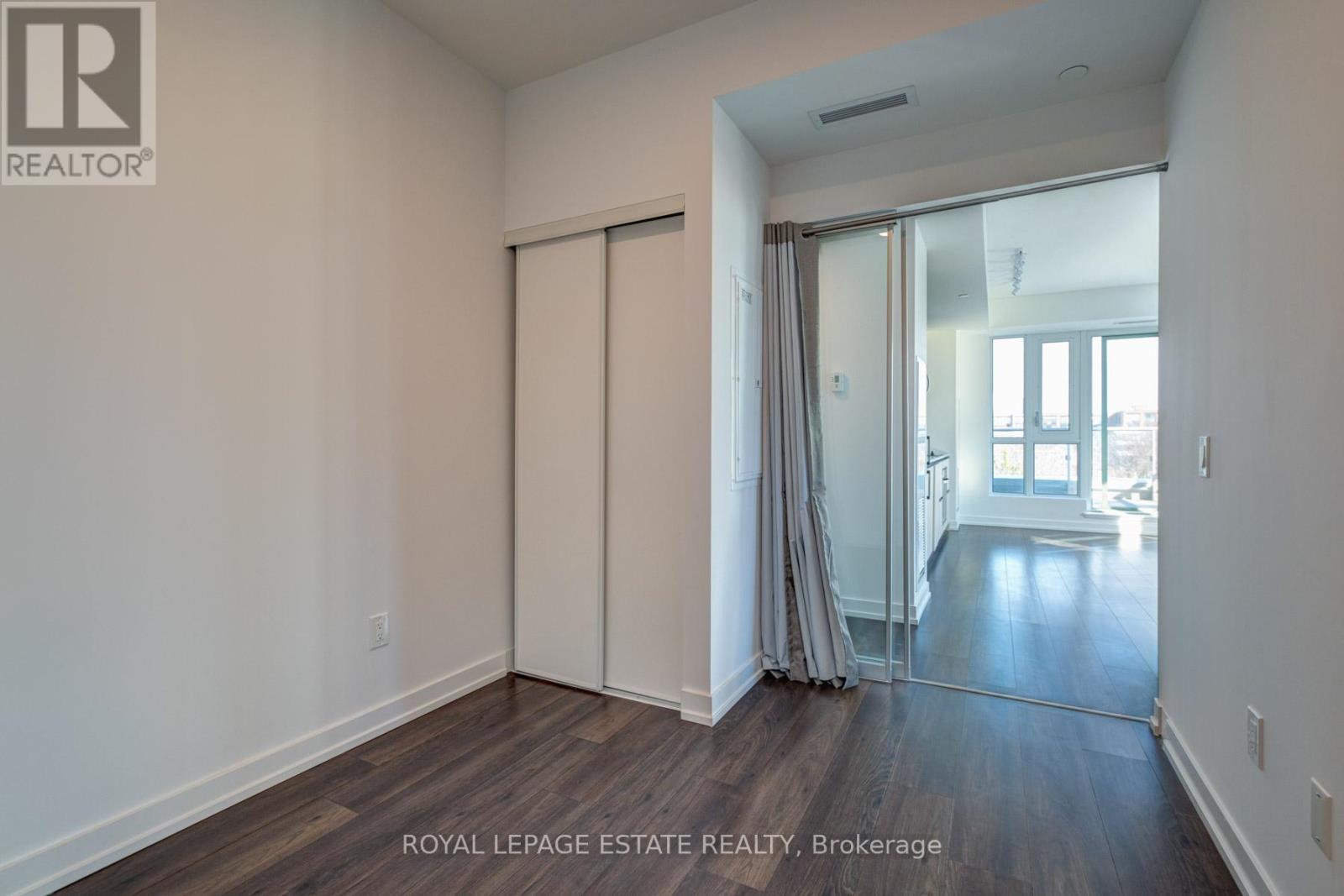












610 - 150 LOGAN AVENUE

,
Toronto,




Ontario
M4M0E4

