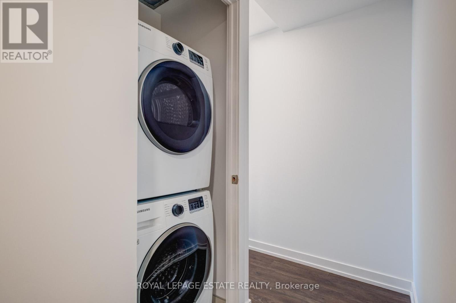 












610 - 150 LOGAN AVENUE

,
Toronto,




Ontario
M4M0E4

