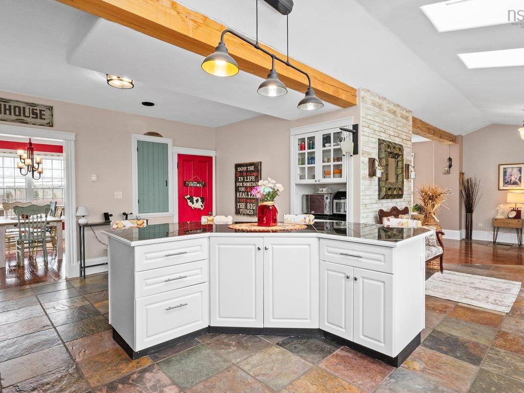 












6063 Highway 215

,
Kempt Shore,




NS
B0N 2A0

