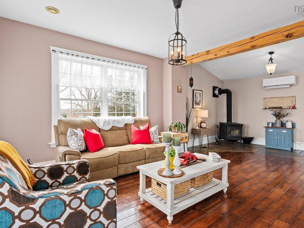 












6063 Highway 215

,
Kempt Shore,




NS
B0N 2A0

