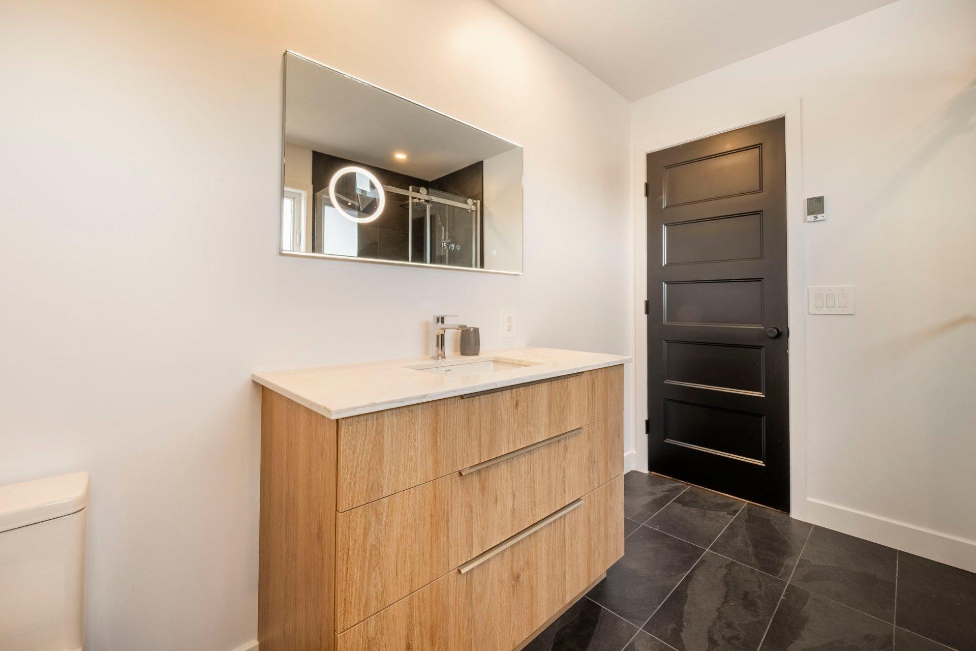 









33


Rue des Monts

,
Saint-Mathieu-de-Beloeil,




QC
J3G6Y9

