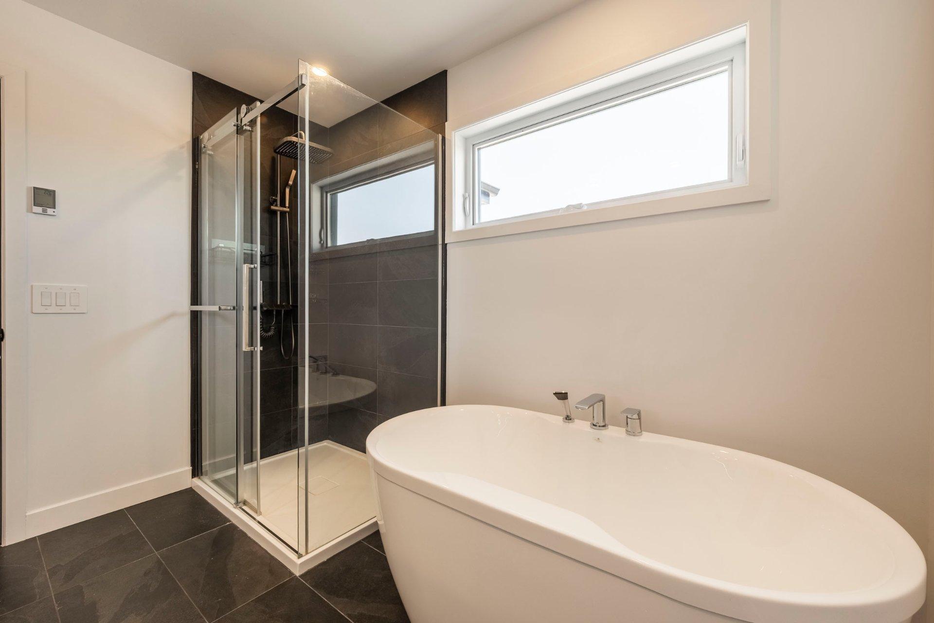 









33


Rue des Monts

,
Saint-Mathieu-de-Beloeil,




QC
J3G6Y9

