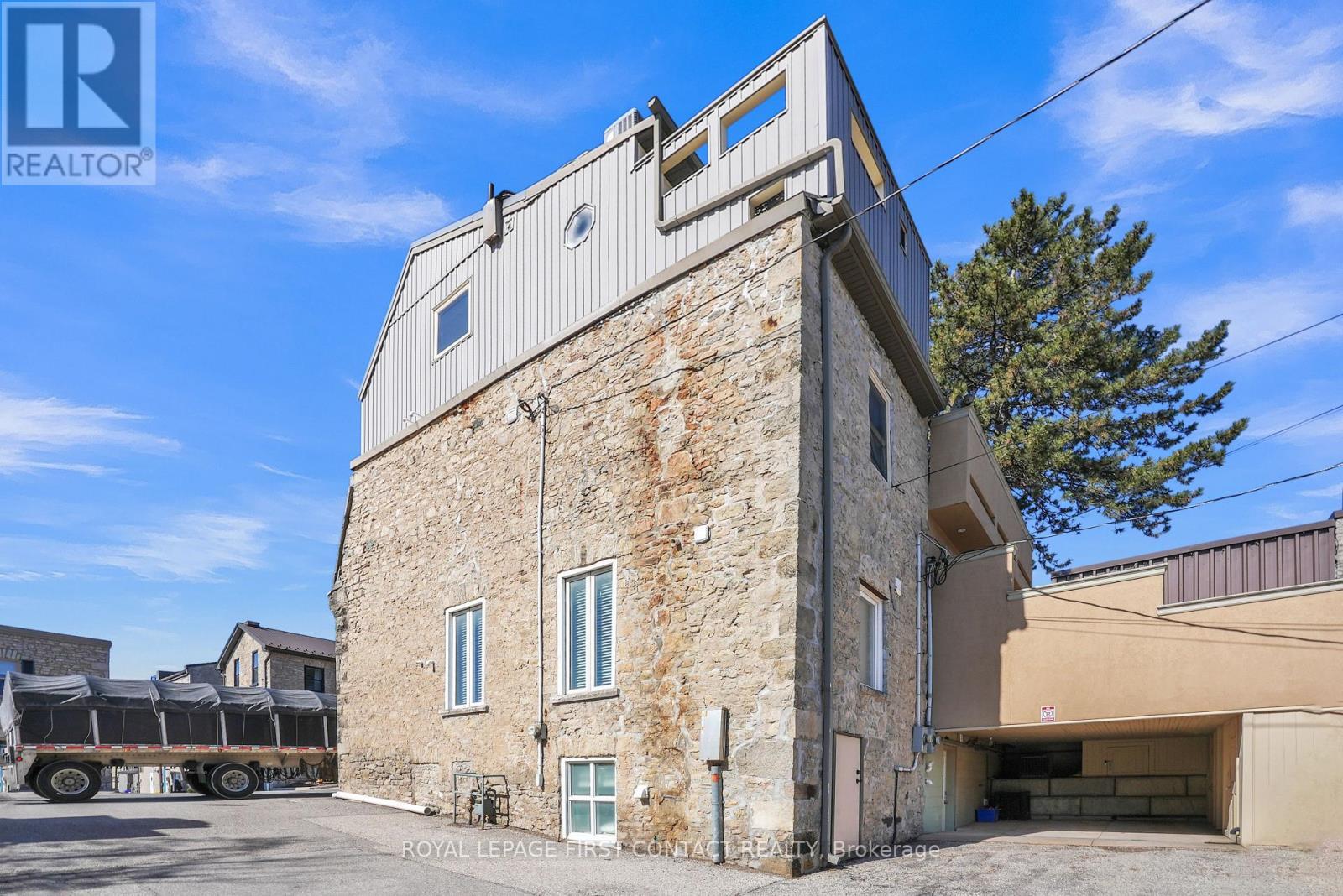 












130 ST DAVID STREET S

,
Centre Wellington,




Ontario
N1M2L3

