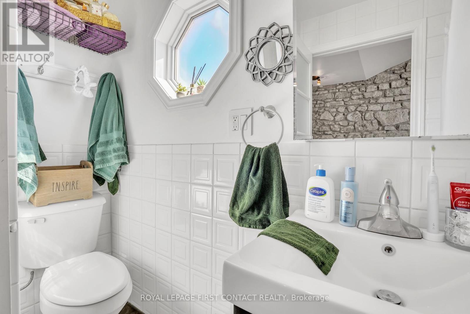 












130 ST DAVID STREET S

,
Centre Wellington,




Ontario
N1M2L3

