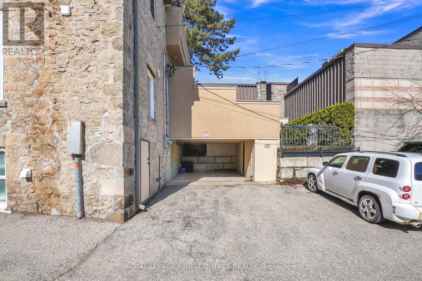 












130 ST DAVID STREET S

,
Centre Wellington,




Ontario
N1M2L3

