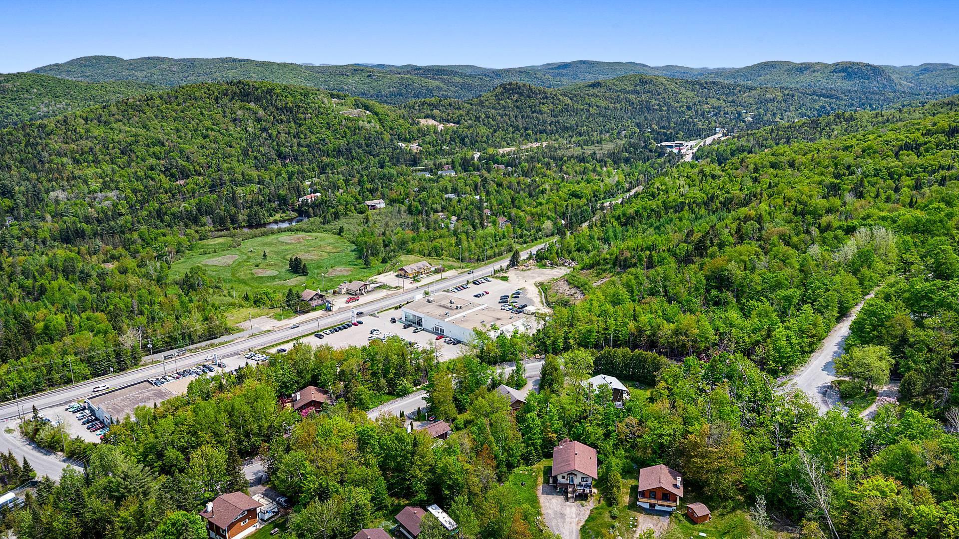 









118

 - 118A


Rue de Val-d'Isère

,
Sainte-Agathe-des-Monts,




QC
J8C0W3

