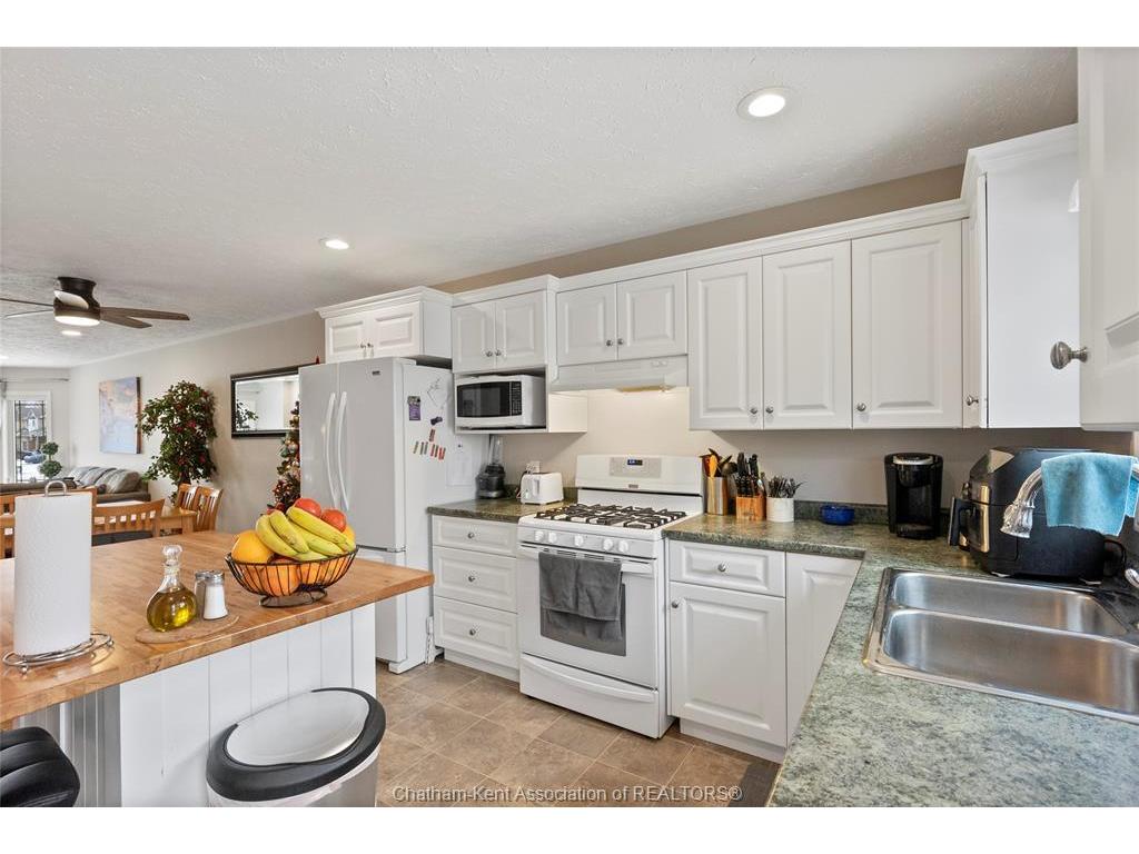 









55


Cartier

Place,
Chatham,




ON
N7L 5R1

