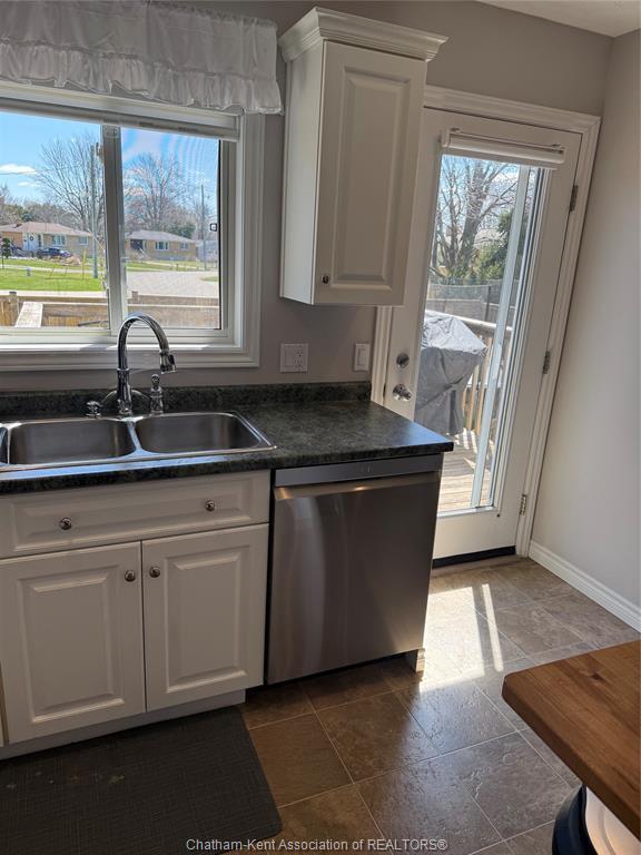 









55


Cartier

Place,
Chatham,




ON
N7L 5R1

