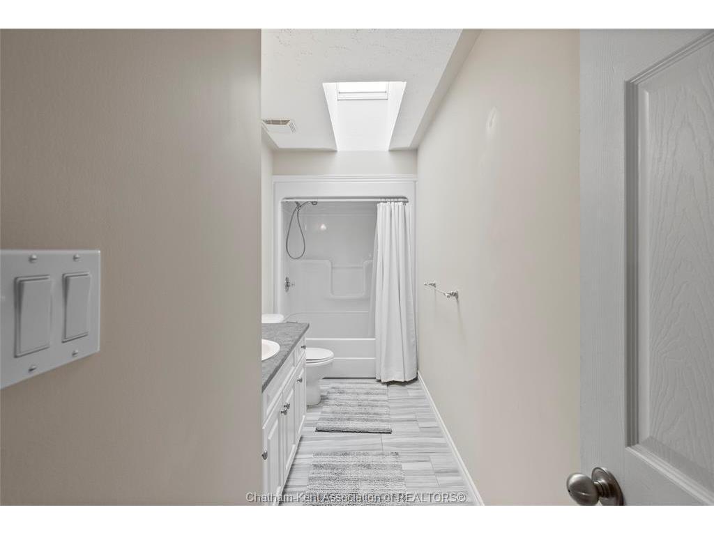 









55


Cartier

Place,
Chatham,




ON
N7L 5R1

