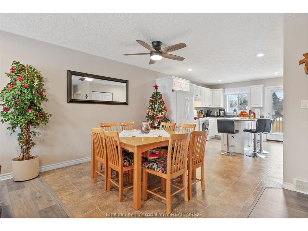 









55


Cartier

Place,
Chatham,




ON
N7L 5R1

