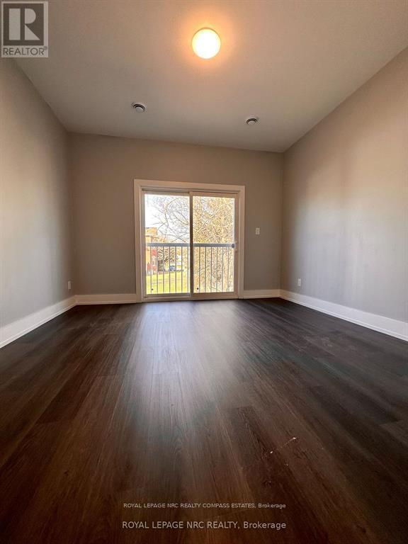 












58 GRIFFITH STREET

,
Welland (Welland Downtown),




Ontario
L3B4G6

