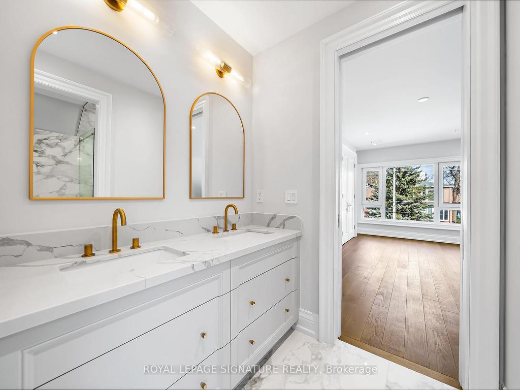 









505


Soudan

Avenue,
Toronto,




ON
M4S 1X1

