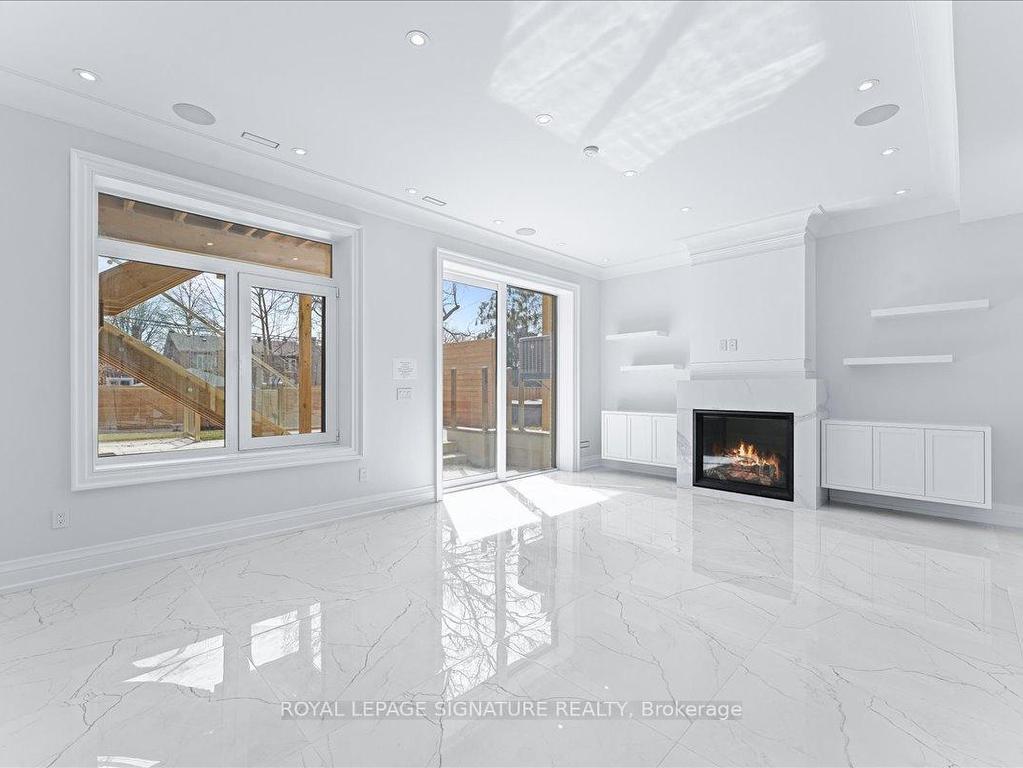 









505


Soudan

Avenue,
Toronto,




ON
M4S 1X1

