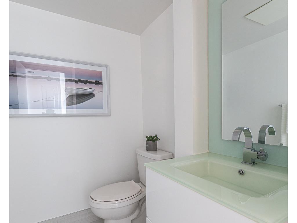 









111


St Clair

Avenue West, 925,
Toronto,




ON
M4V 1N5

