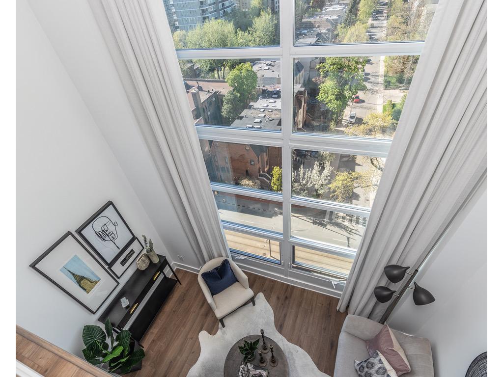 









111


St Clair

Avenue West, 925,
Toronto,




ON
M4V 1N5

