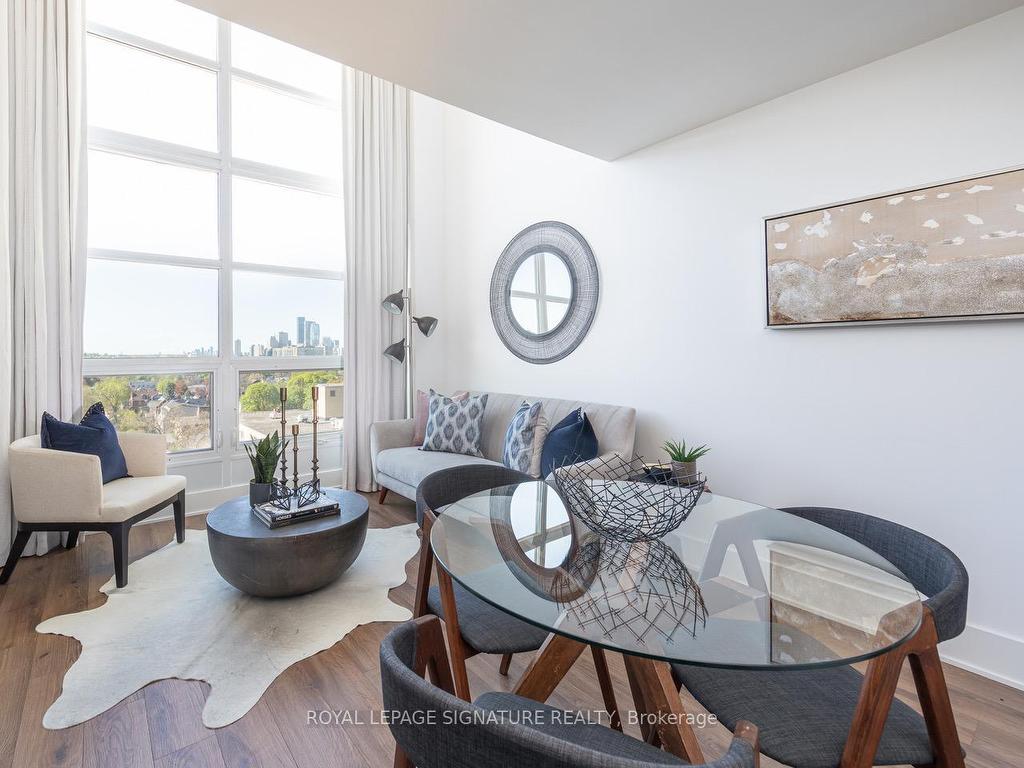 









111


St Clair

Avenue West, 925,
Toronto,




ON
M4V 1N5

