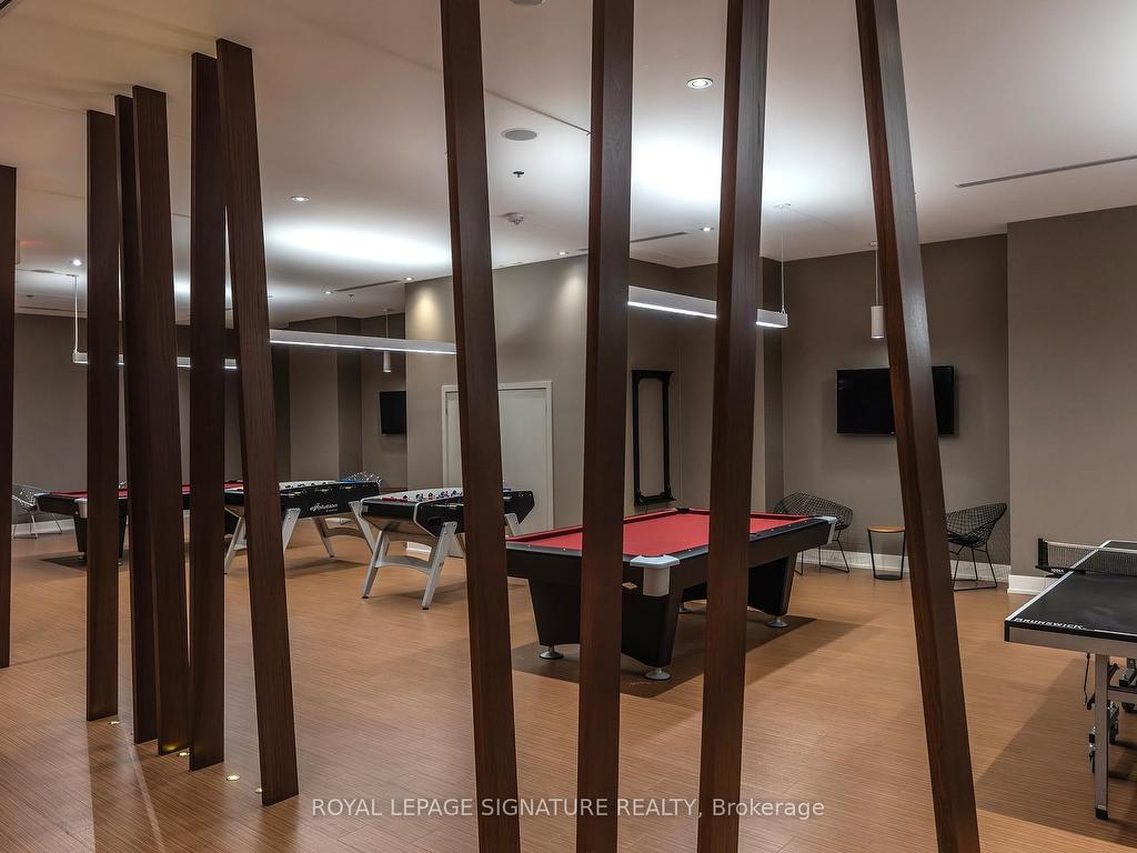 









111


St Clair

Avenue West, 925,
Toronto,




ON
M4V 1N5

