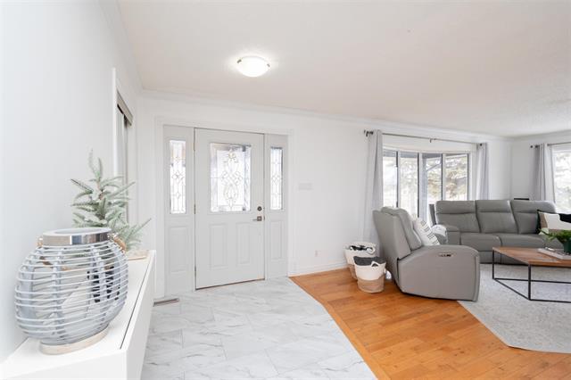 









2209


MCGREGOR FARM

RD,
East St Paul,




MB
R2E 1E9

