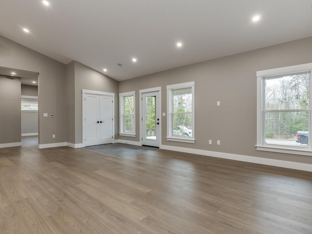 












9 Sleepy Hollow Lane

,
Enfield,




NS
B2T 1H8

