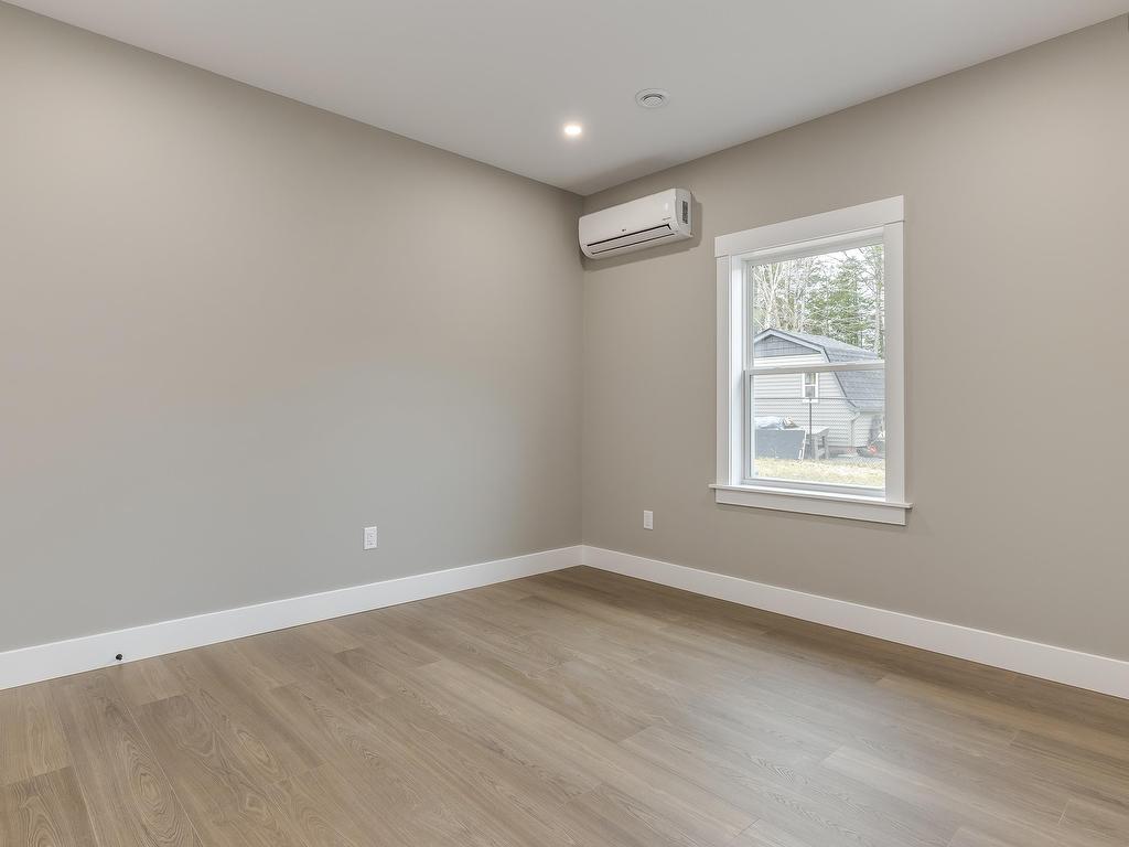 












9 Sleepy Hollow Lane

,
Enfield,




NS
B2T 1H8

