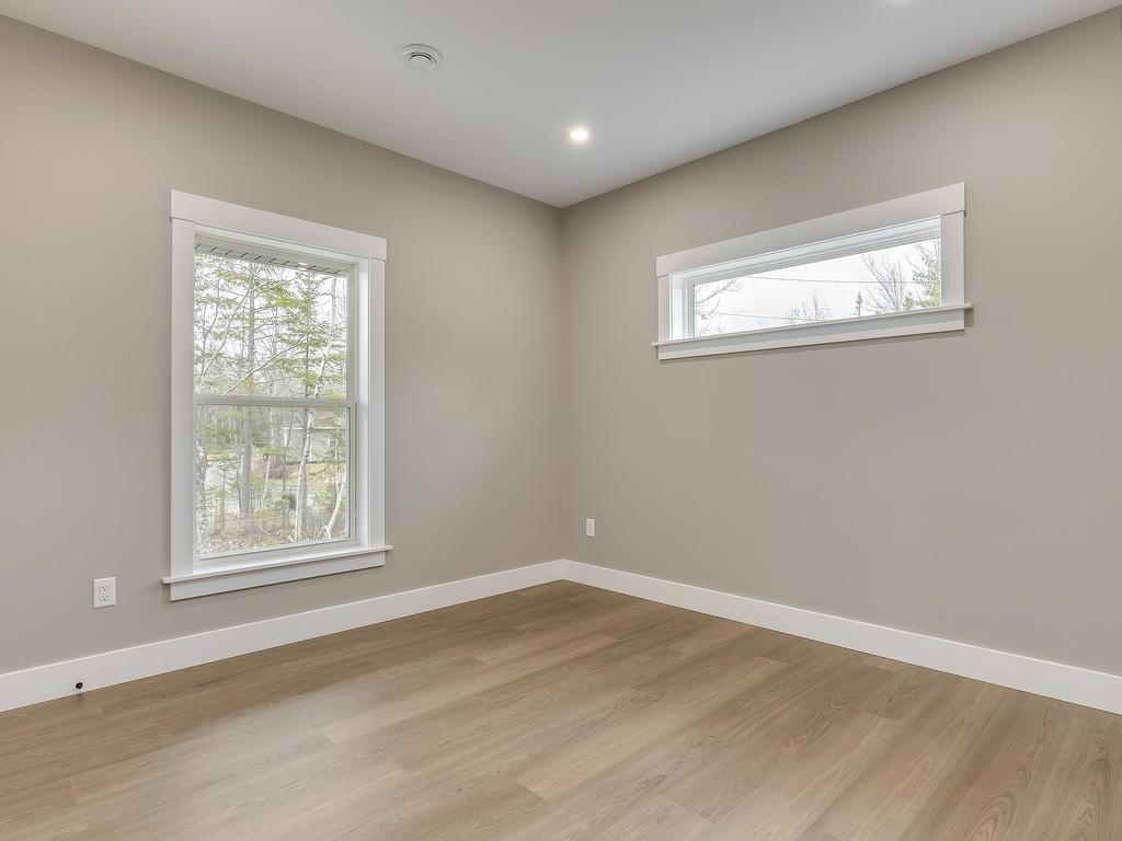 












9 Sleepy Hollow Lane

,
Enfield,




NS
B2T 1H8

