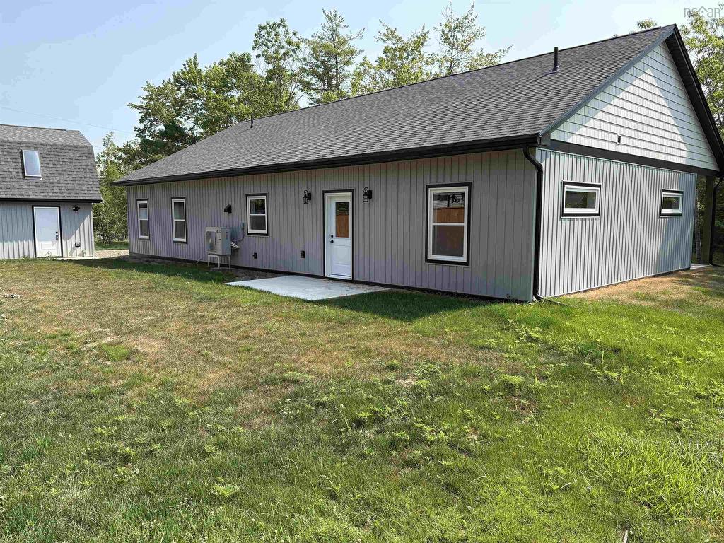 












9 Sleepy Hollow Lane

,
Enfield,




NS
B2T 1H8


