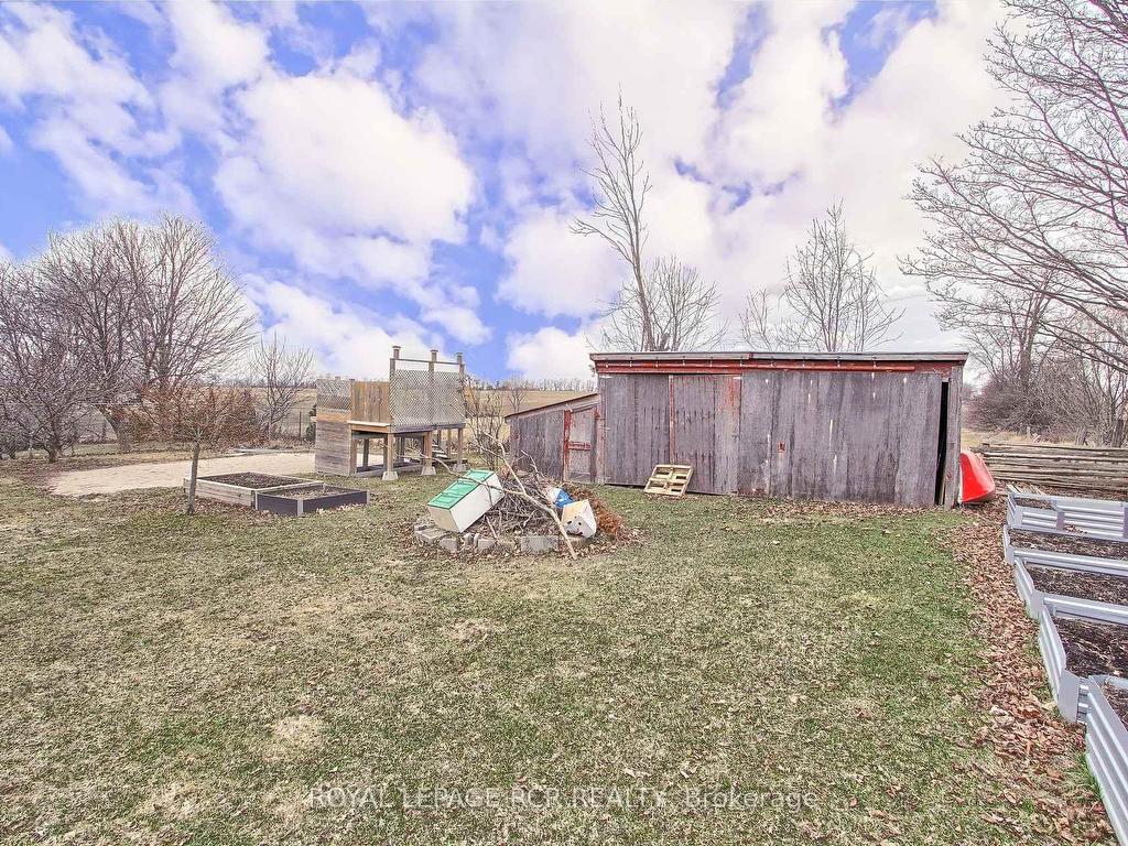 









3992


Line 10

N/A,
Bradford West Gwillimbury,




ON
L3Z 3L5

