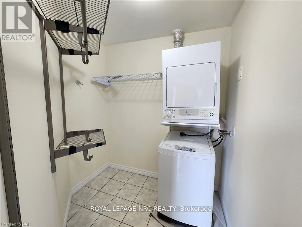 












812 - 135 JAMES STREET S

,
Hamilton (Corktown),




Ontario
L8P2Z6

