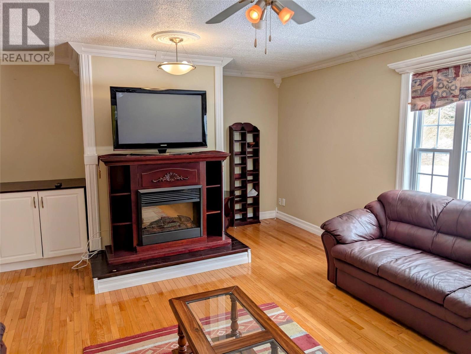 












88 Main Street

,
Pilley's Island,




Newfoundland & Labrador
A0J1M0

