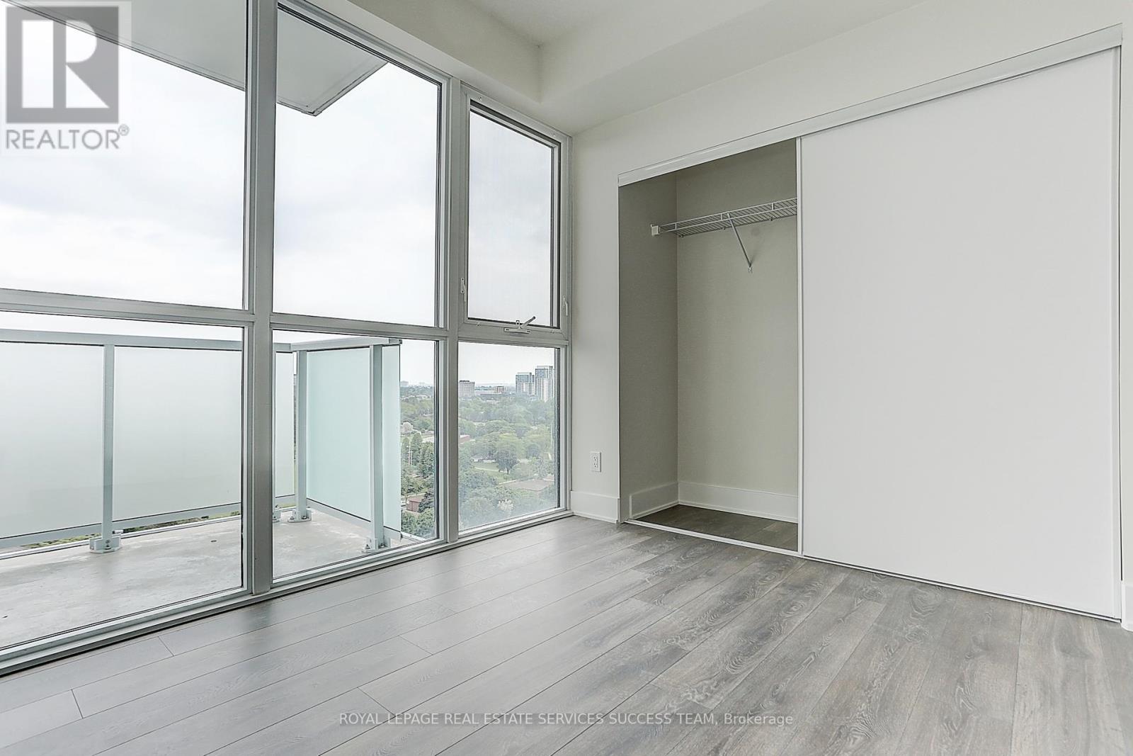 












1707 - 188 FAIRVIEW MALL DRIVE

,
Toronto,




Ontario
M2J0H7

