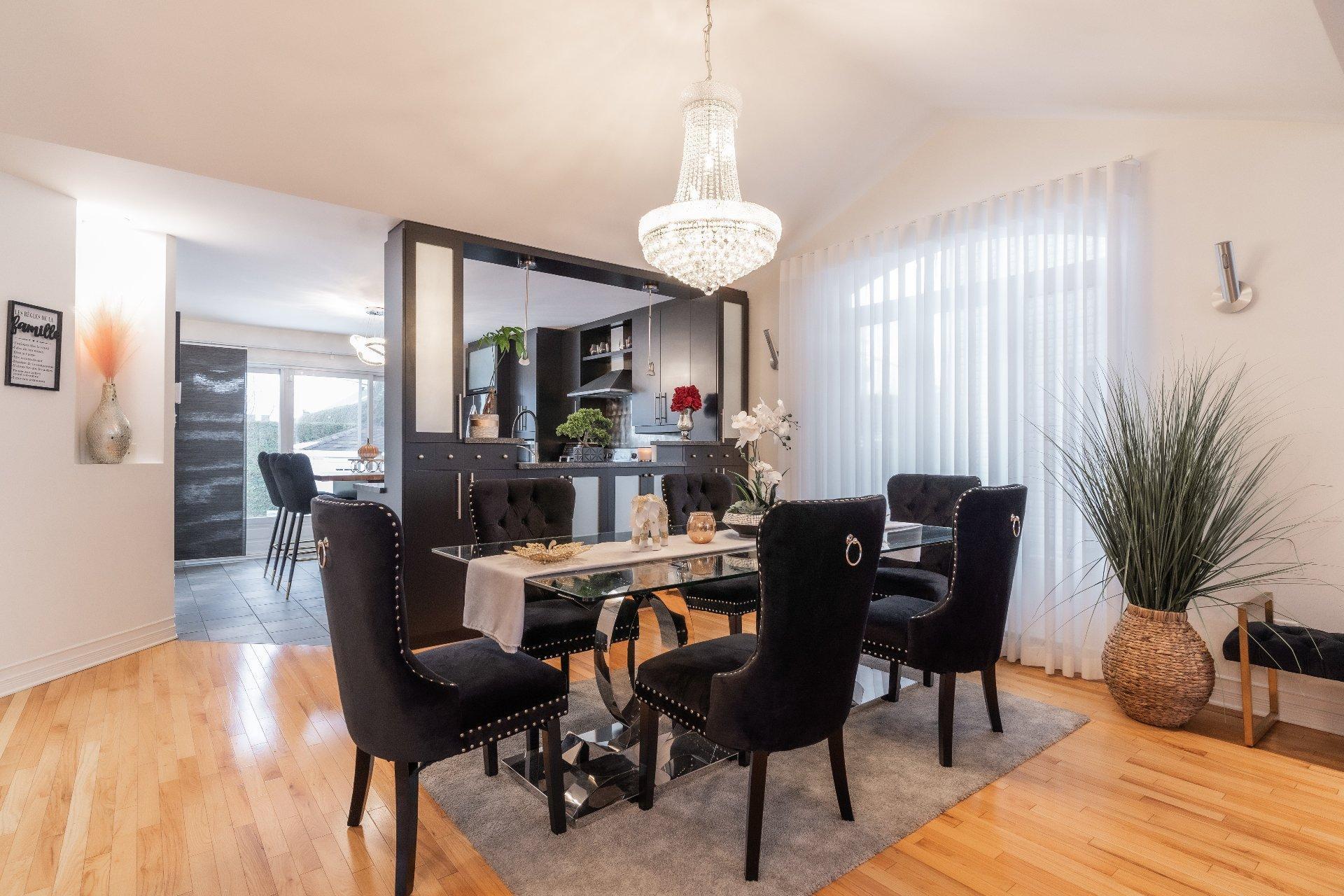









1362


Rue Vivaldi

,
Repentigny (Repentigny),




QC
J5Y4E6

