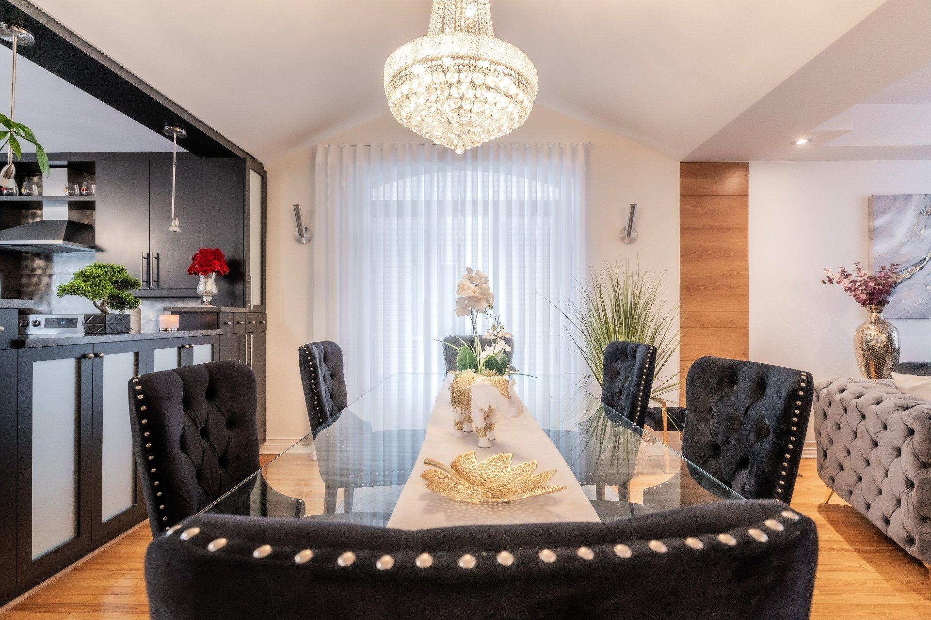









1362


Rue Vivaldi

,
Repentigny (Repentigny),




QC
J5Y4E6

