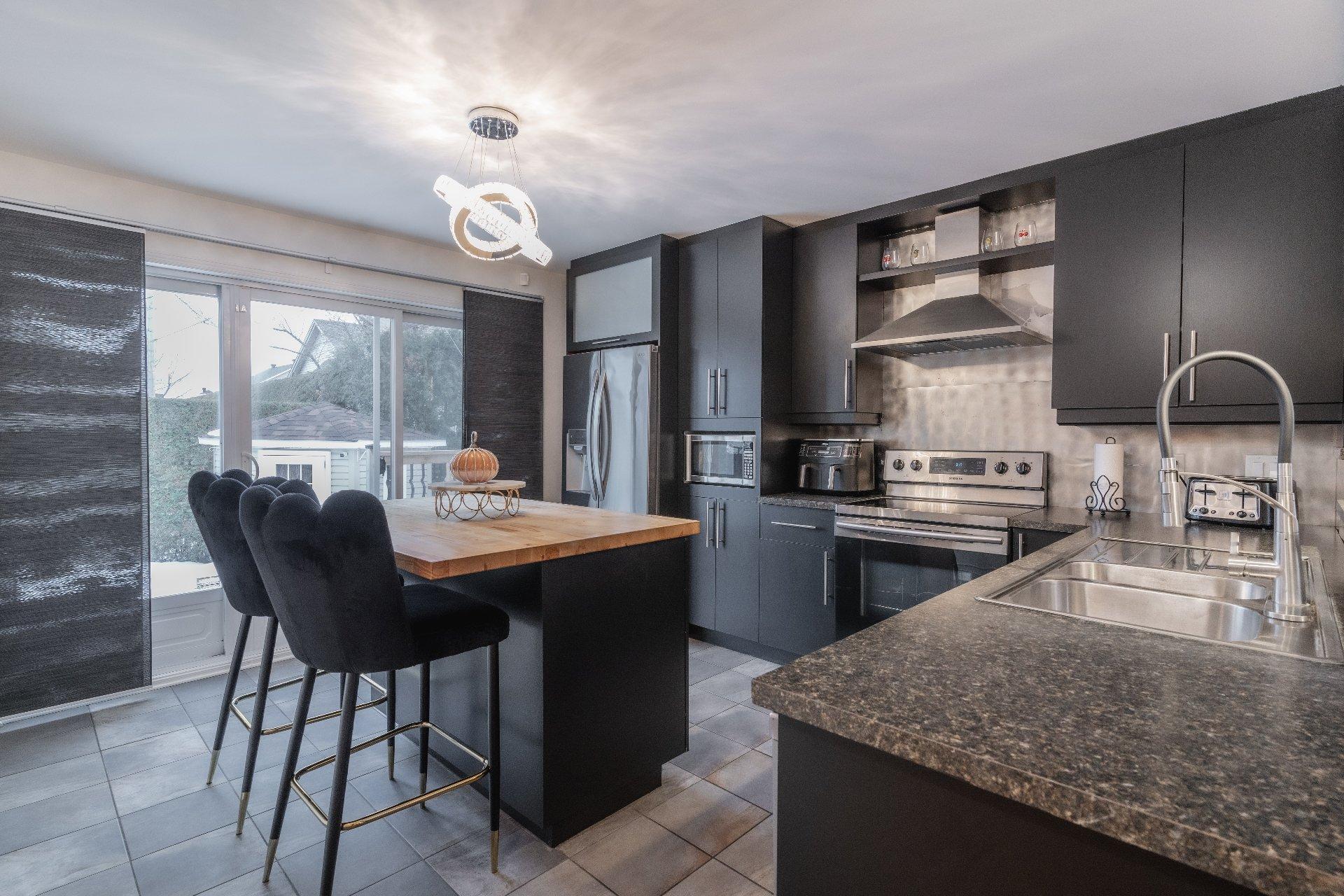 









1362


Rue Vivaldi

,
Repentigny (Repentigny),




QC
J5Y4E6

