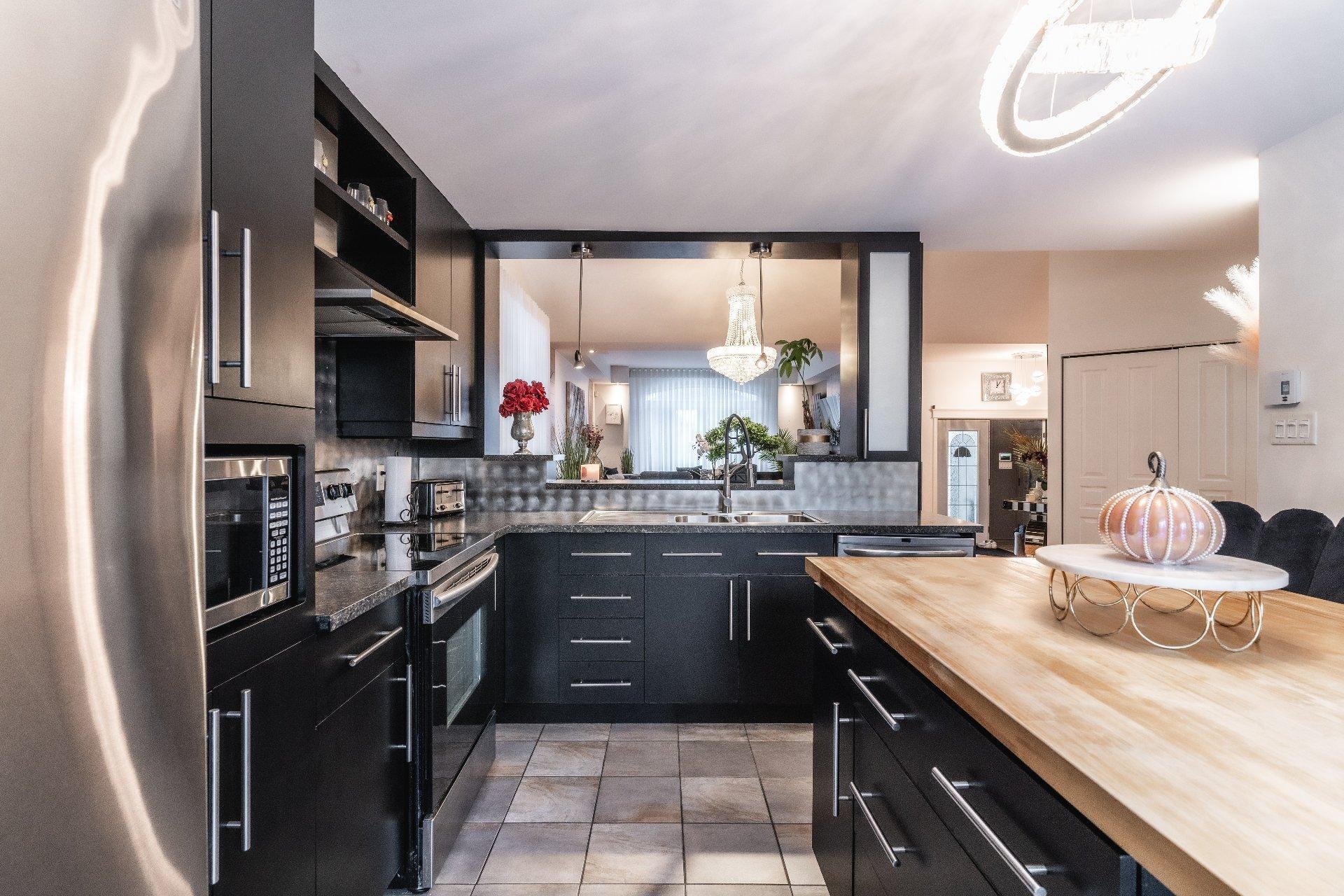 









1362


Rue Vivaldi

,
Repentigny (Repentigny),




QC
J5Y4E6

