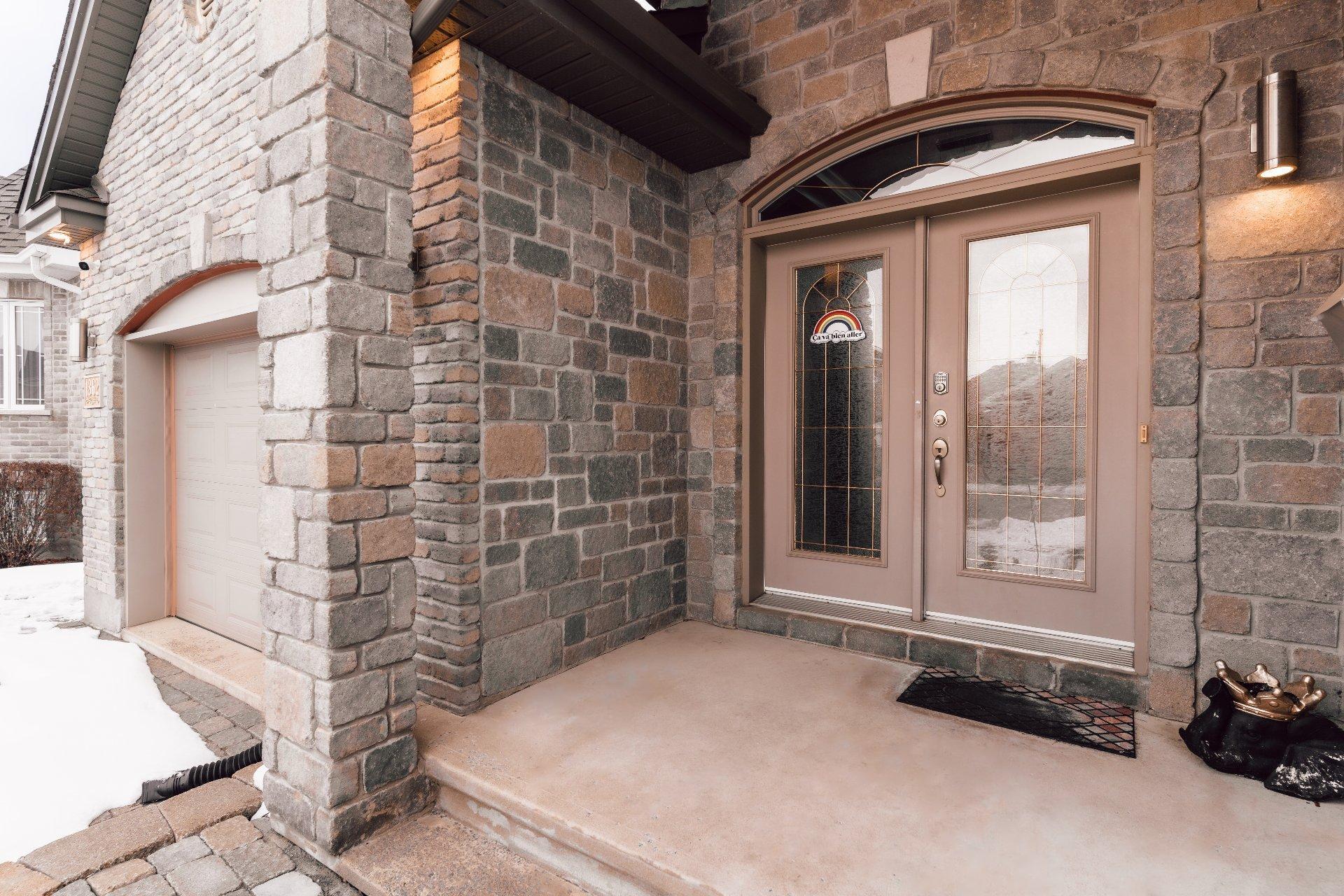 









1362


Rue Vivaldi

,
Repentigny (Repentigny),




QC
J5Y4E6

