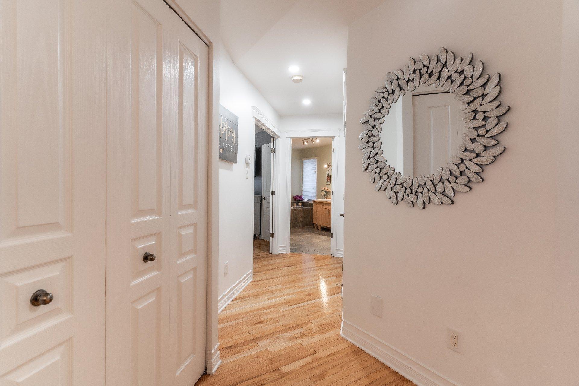 









1362


Rue Vivaldi

,
Repentigny (Repentigny),




QC
J5Y4E6

