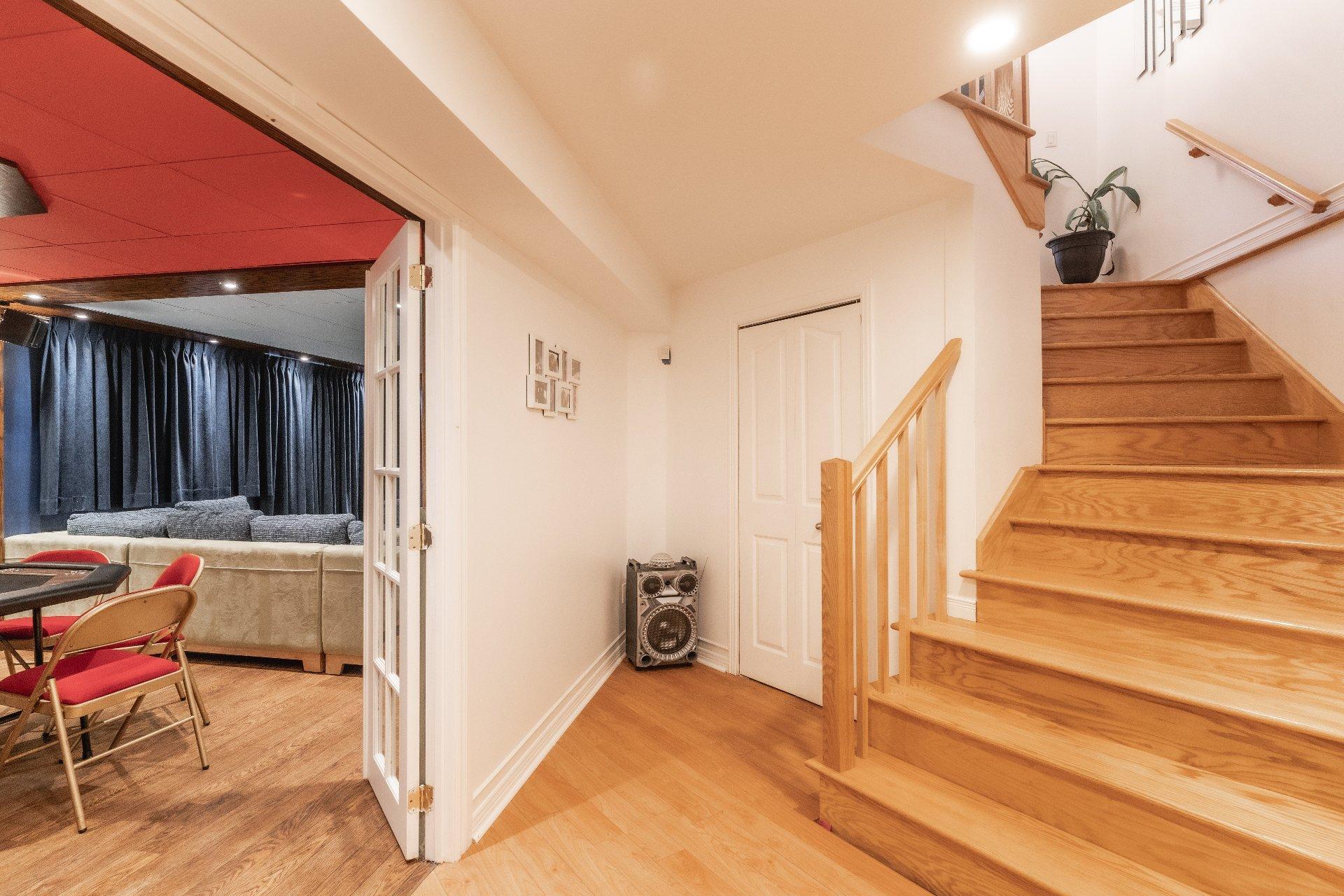 









1362


Rue Vivaldi

,
Repentigny (Repentigny),




QC
J5Y4E6


