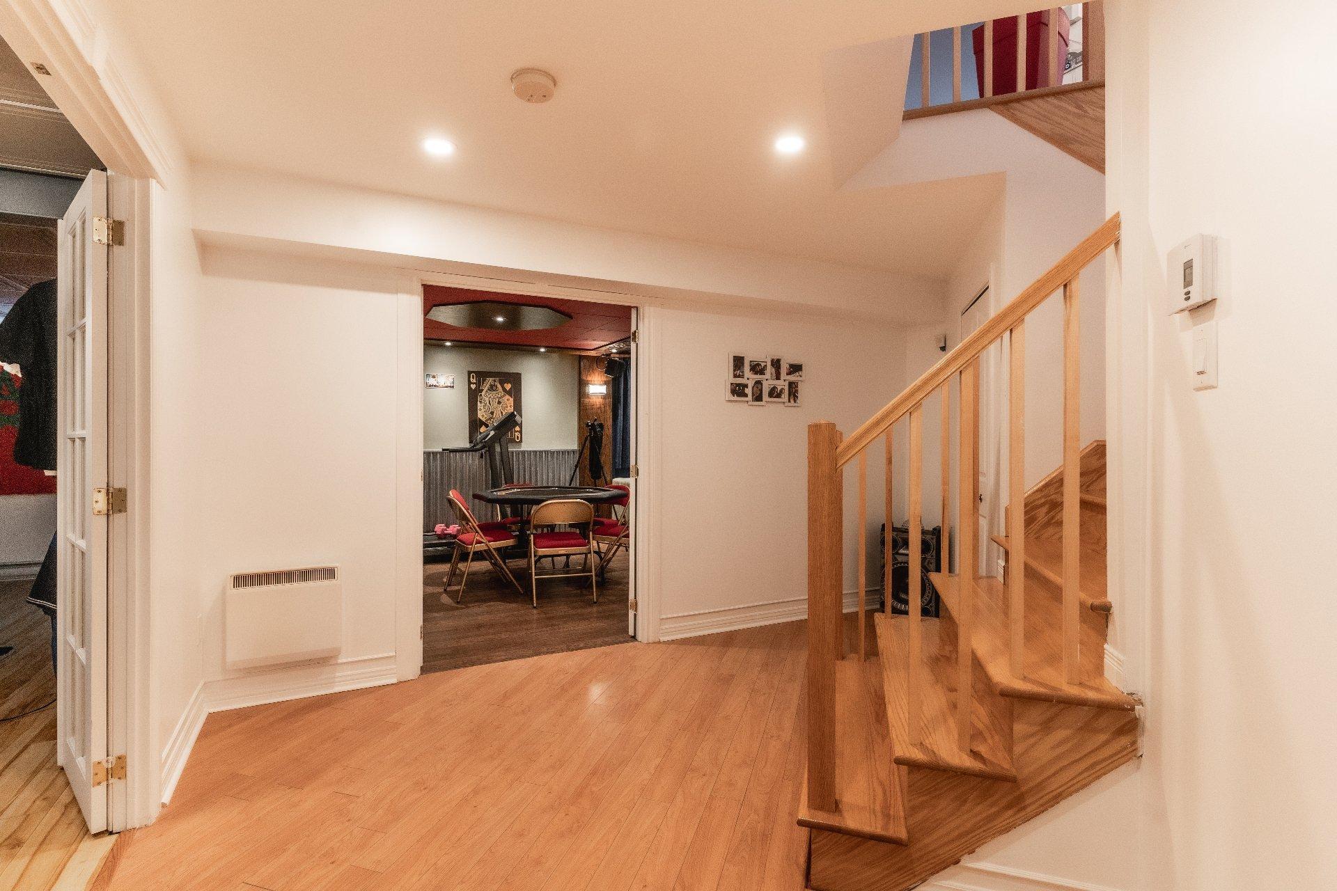 









1362


Rue Vivaldi

,
Repentigny (Repentigny),




QC
J5Y4E6

