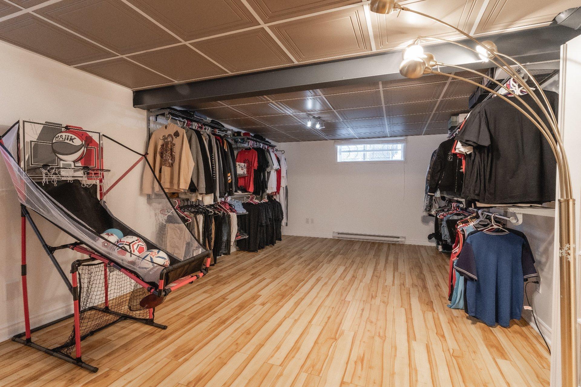 









1362


Rue Vivaldi

,
Repentigny (Repentigny),




QC
J5Y4E6

