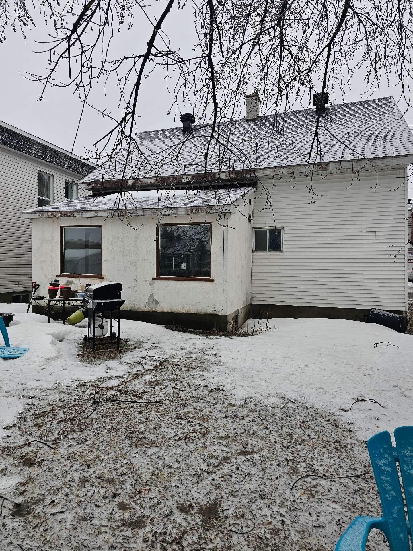 









510

 - 512


Av. Robert-Boulanger

,
Shawinigan,




QC
G9T2A4

