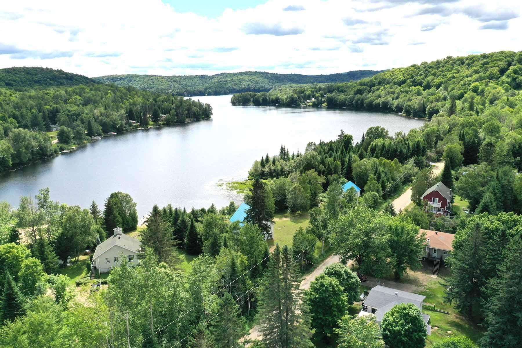 









205


Ch. des Aigles

,
Nominingue,




QC
J0W1R0

