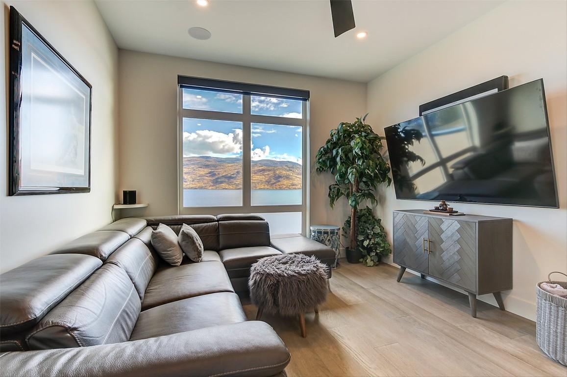 









5991


Princess

Street,
Peachland,




BC
V0H 1X7

