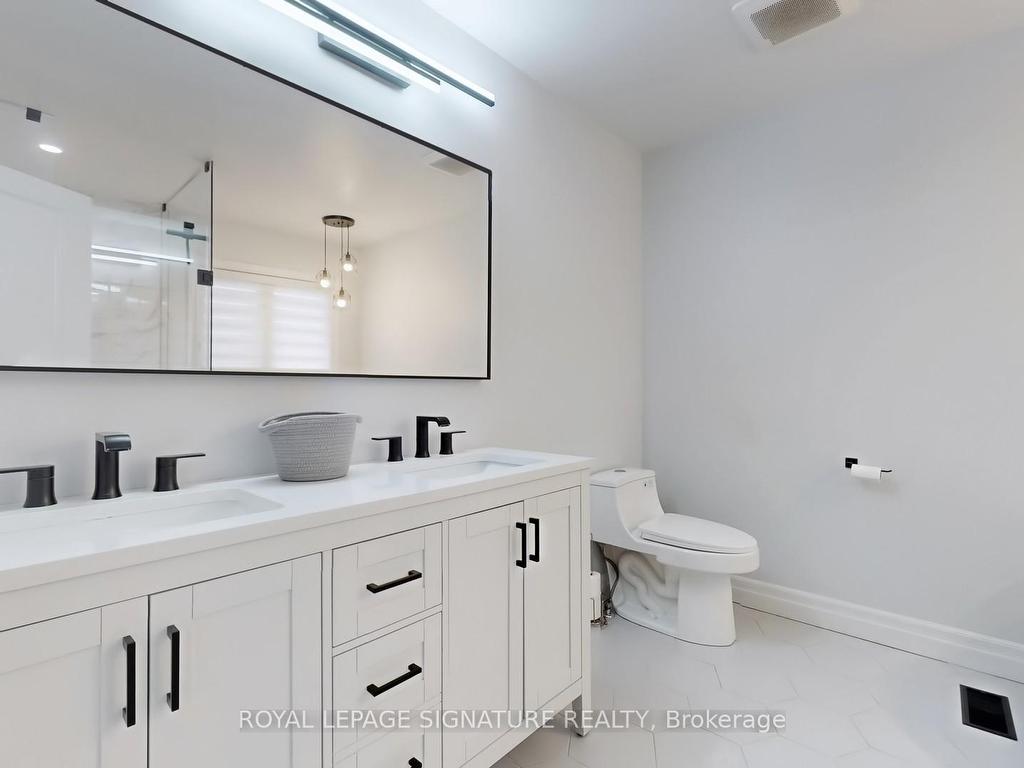 









10


Foxton

Road,
Markham,




ON
L6B 0A9

