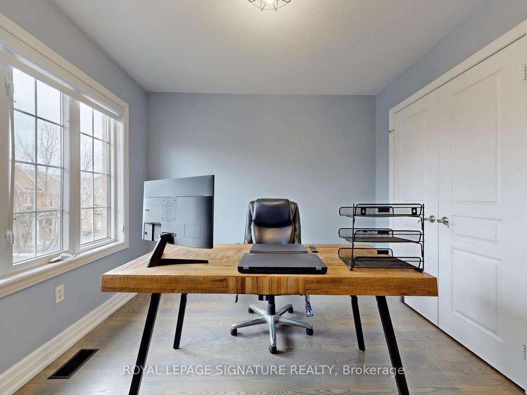 









10


Foxton

Road,
Markham,




ON
L6B 0A9

