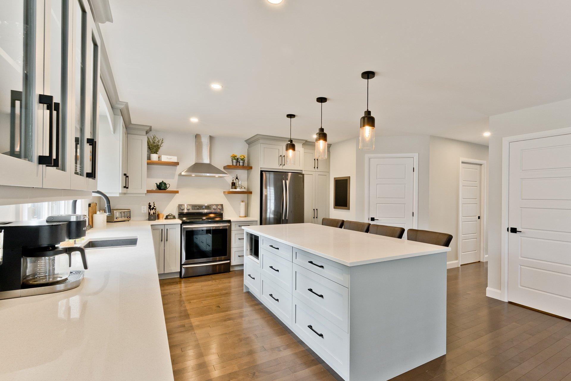 









766


Rue Mcauley

,
Coaticook,




QC
J1A0C1

