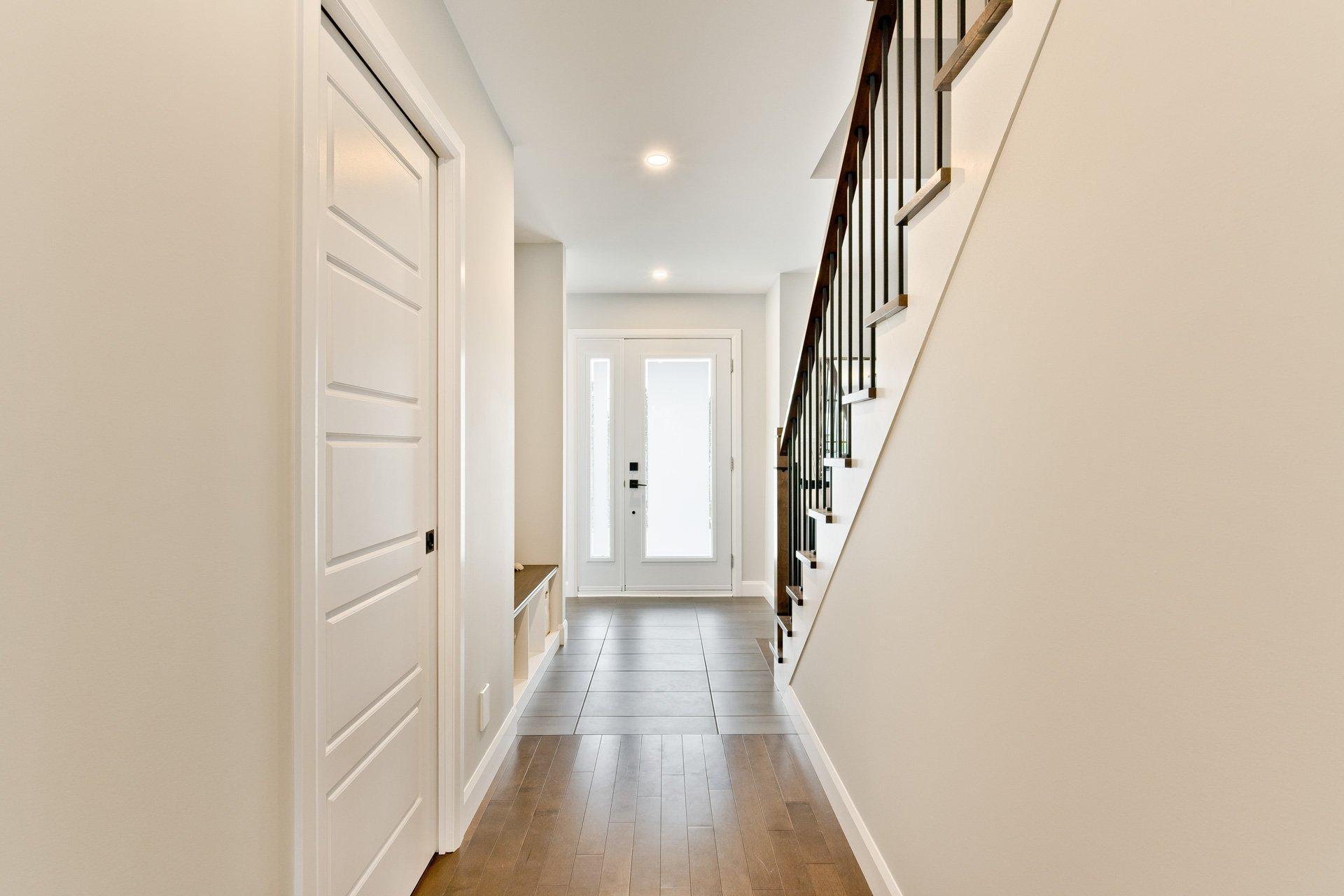 









766


Rue Mcauley

,
Coaticook,




QC
J1A0C1

